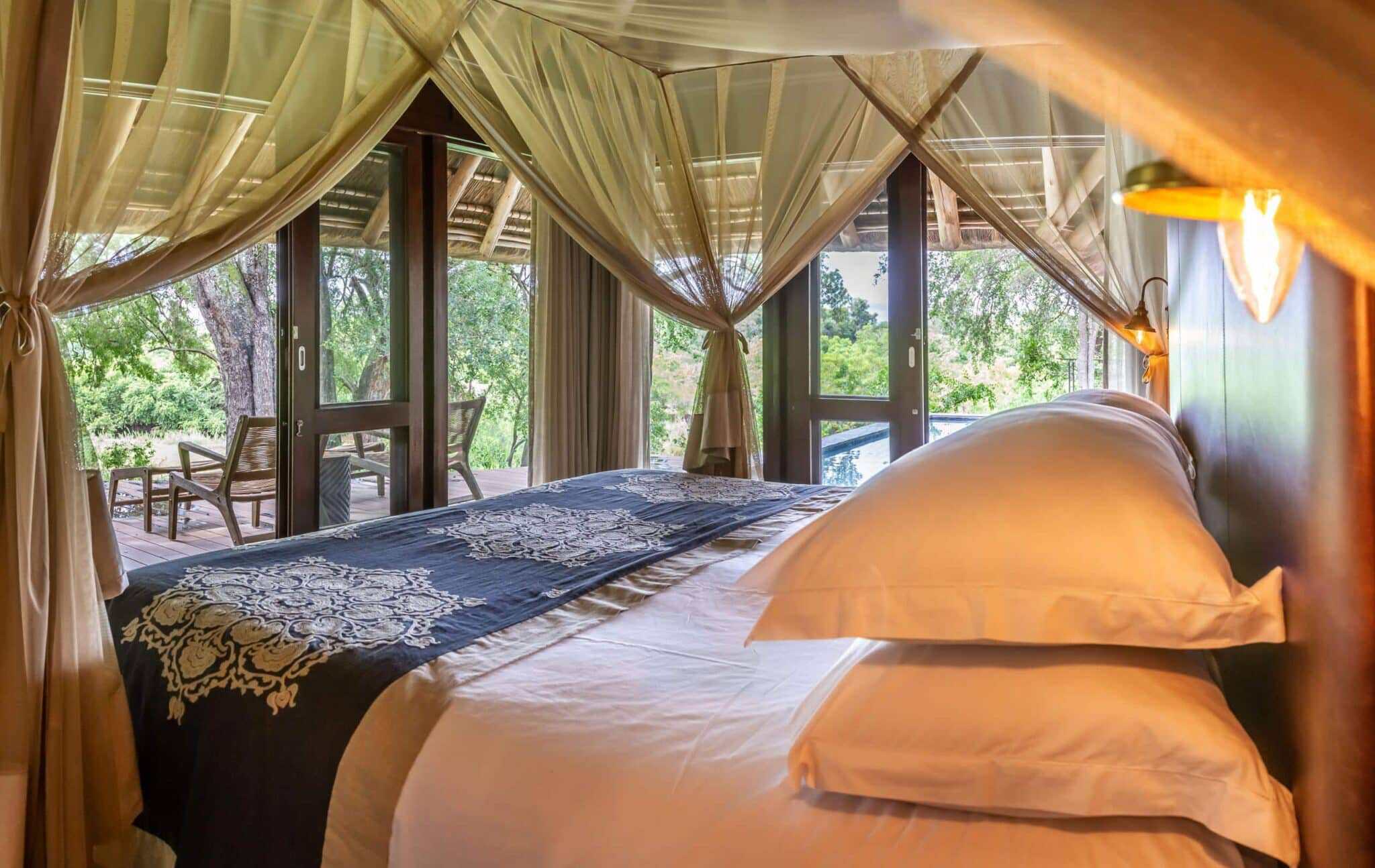Sabi Sands Game Reserve - MoAfrika Tours Dulini Leadwood Lodge 3 Day Safari